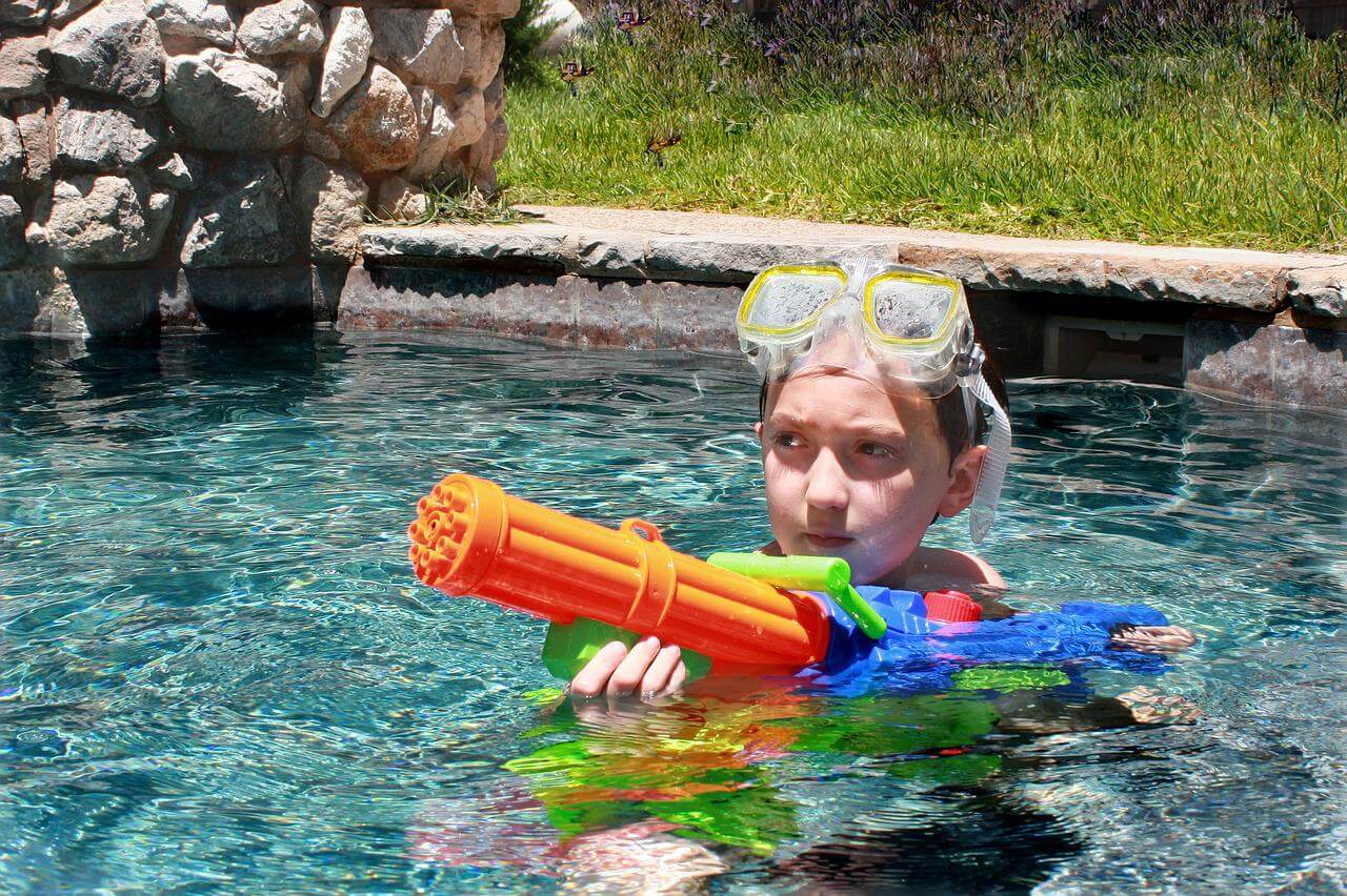 Schramm® 12 Stück Wasserpistole Mini Space Wasserpistolen Wasser Pistole Water 
