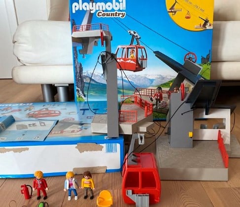 Playmobil Seilbahn mit Bergstation Test.
