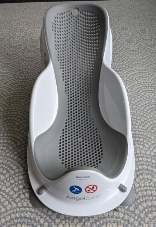 Badewannenliege für Babys von Angelcare.