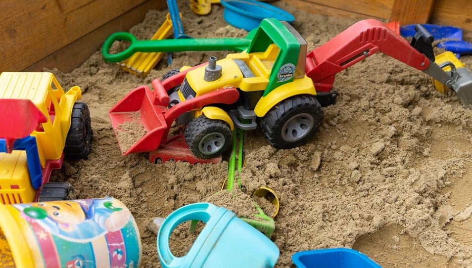 Aufbewahrung Sandkasten Spielzeuge .