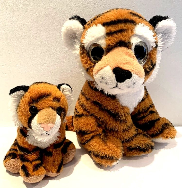 Der Tiger gehört zu den beliebtesten Zootieren der Welt. Er ist zu einer Ikone der Kindheit geworden, und so ist es nur logisch, dass Kinder gerne Tiger-Plüschtiere kaufen.