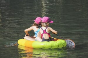 Luftmatratzen für Kinder: Spaß und Komfort für den nächsten Strandausflug