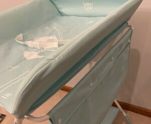 Top 6: Wickeltische mit Rollen für ein sicheres Wickeln deines Babys