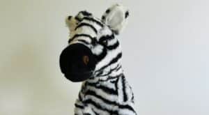 6 Zebra-Kuscheltiere als Geschenk - eine tolle Idee zum Verschenken!