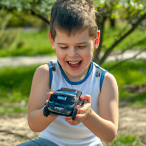 Das perfekte Geschenk für kleine Rennfahrer! (44 characters)