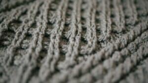 Schritt für Schritt zum perfekten Wandervergnügen: Entdecke die unschlagbaren Vorteile von Merino Unterwäsche für Damen!