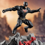 Entdecke die Schleich Justice League: Black Vulcan in deinem Spiel!